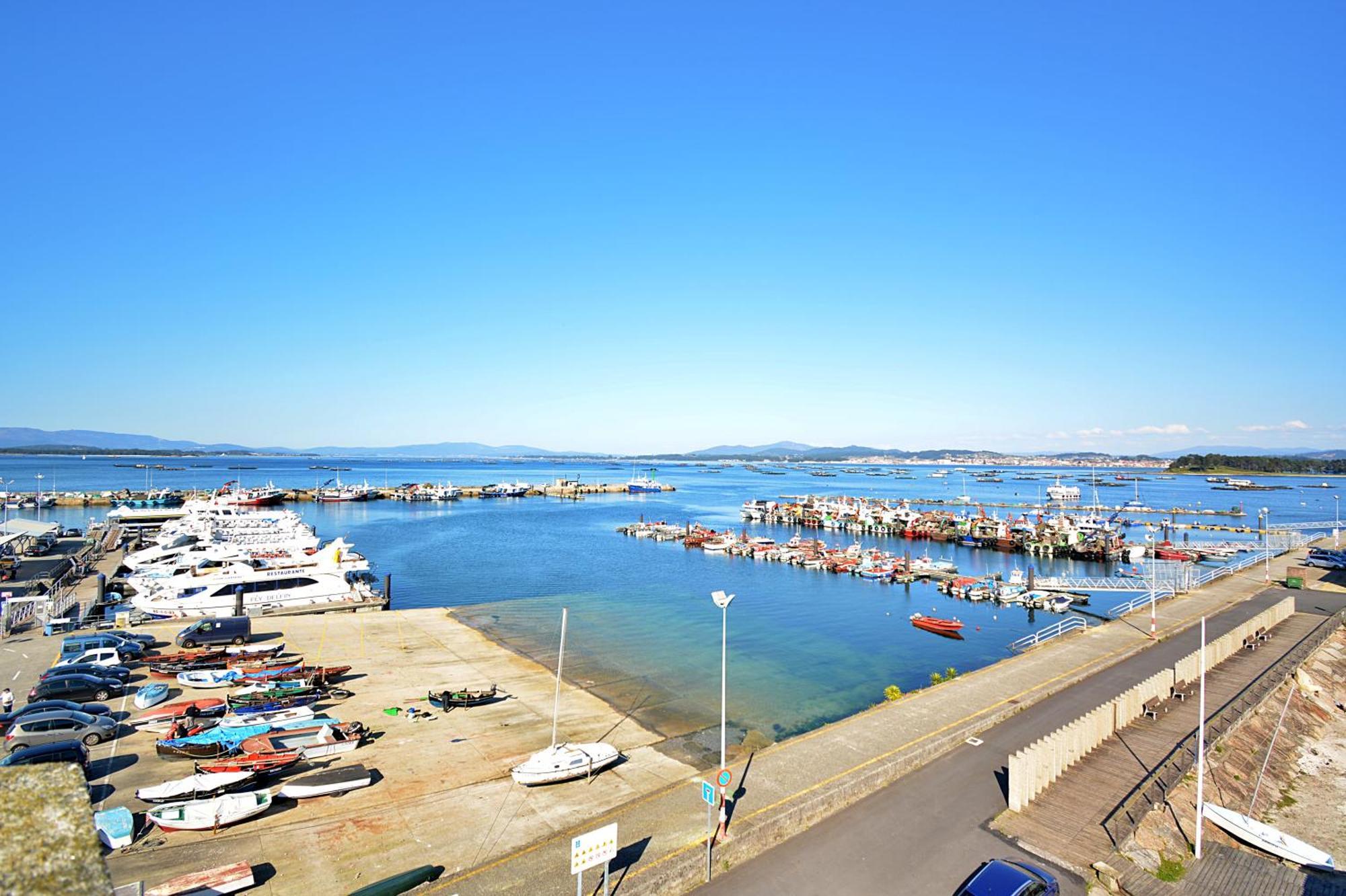 Apartamento Con Terraza Frente Al Mar En O Grove Apartment Exterior photo